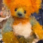 No.09 畑尾洋子 虹色くまぼん　オレンジベース